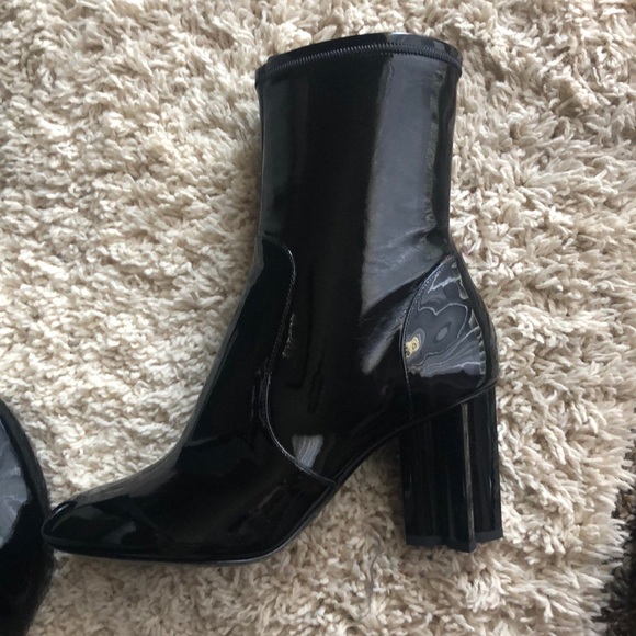 Louis Vuitton Ankle Boot ***Authentic*** - Picture 7 of 9